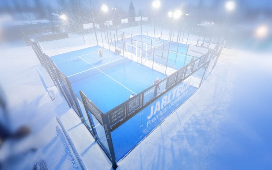 Outdoor trifft Flutlicht: Padel-Power im Taunus