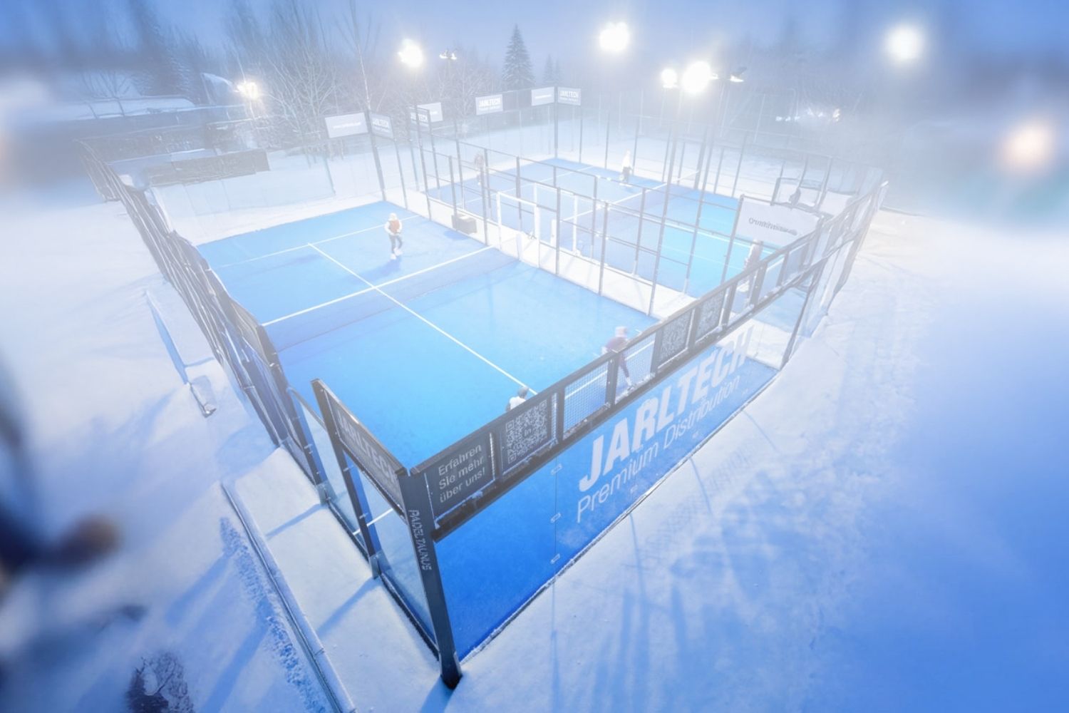 Faszination Outdoor-Padel im Winter bei PadelTaunus in Usingen – Special-03 Faszination Outdoor-Padel im Winter bei PadelTaunus in Usingen - Special-03
